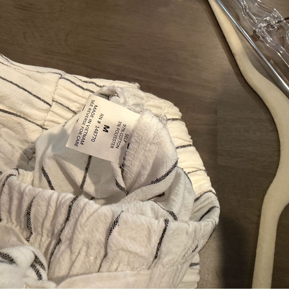 White Wide-Leg Drawstring Pants with Black Pinstripes - Picture 3 of 4